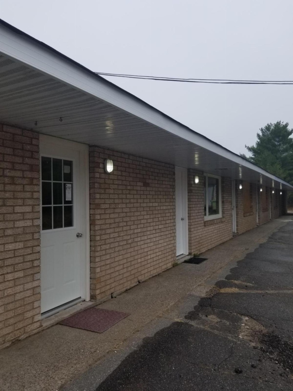 Super Nights Inn Main image